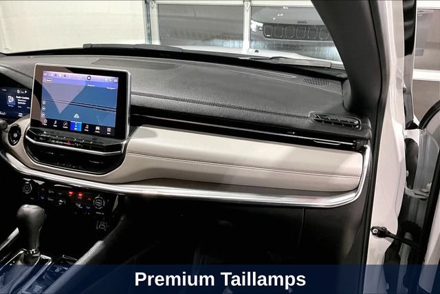 Used 2023 Jeep Compass Limited w/ Elite Group AWD/4WD image 36
