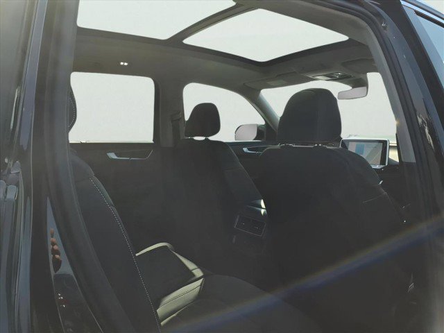 New 2026 Volkswagen Atlas SEL image 5