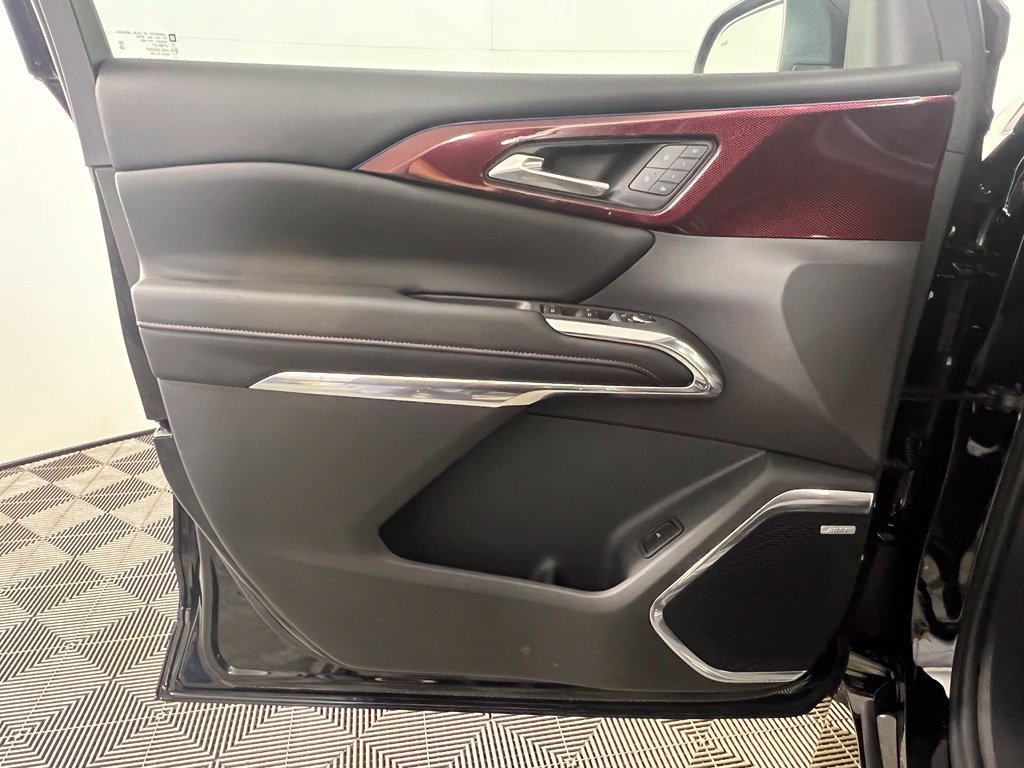 New 2027 Chevrolet Traverse RS w/ LPO, Floor Liner Package AWD/4WD image 19