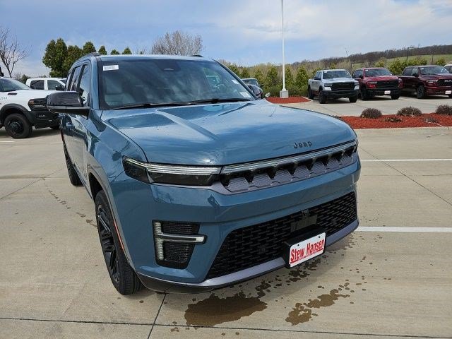 New 2026 Jeep Grand Wagoneer Limited AWD/4WD image 7