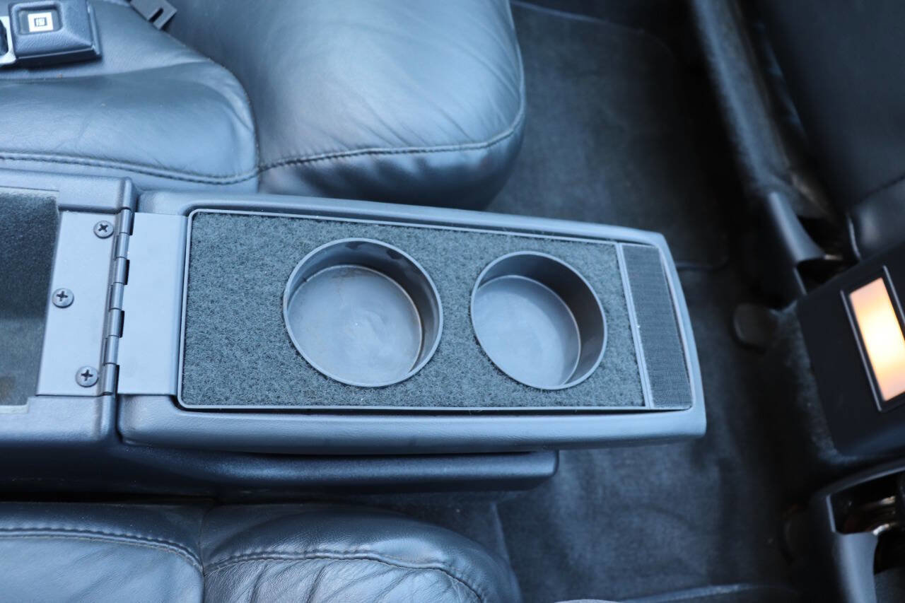 Used 1993 Oldsmobile Cutlass Supreme Convertible image 61