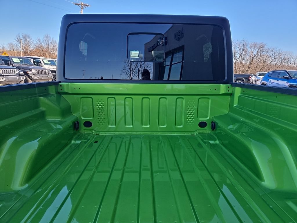 New 2026 Jeep Gladiator Mojave w/ Safety Group AWD/4WD image 26