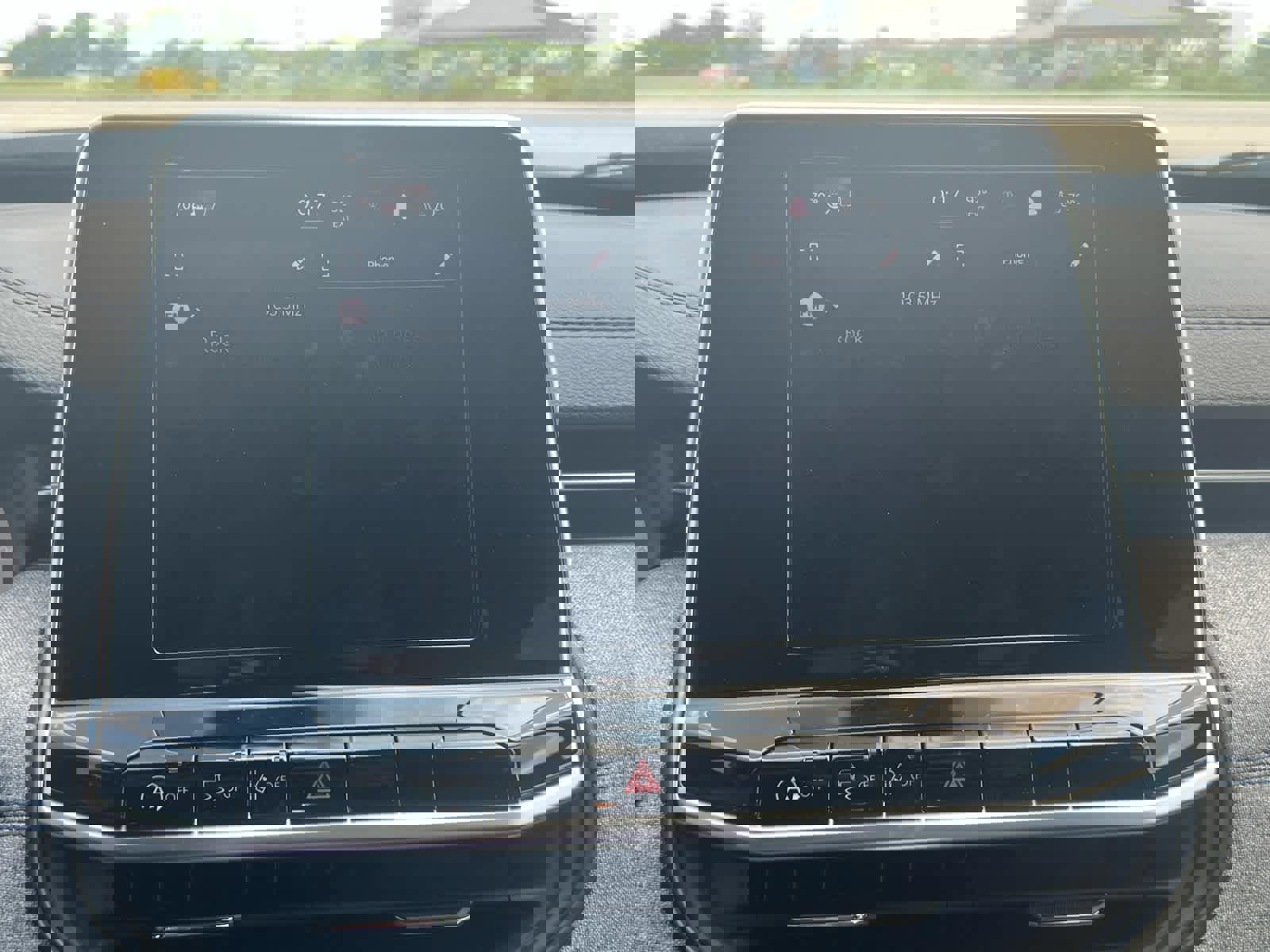 New 2025 Jeep Compass Latitude w/ Convenience Group image 27