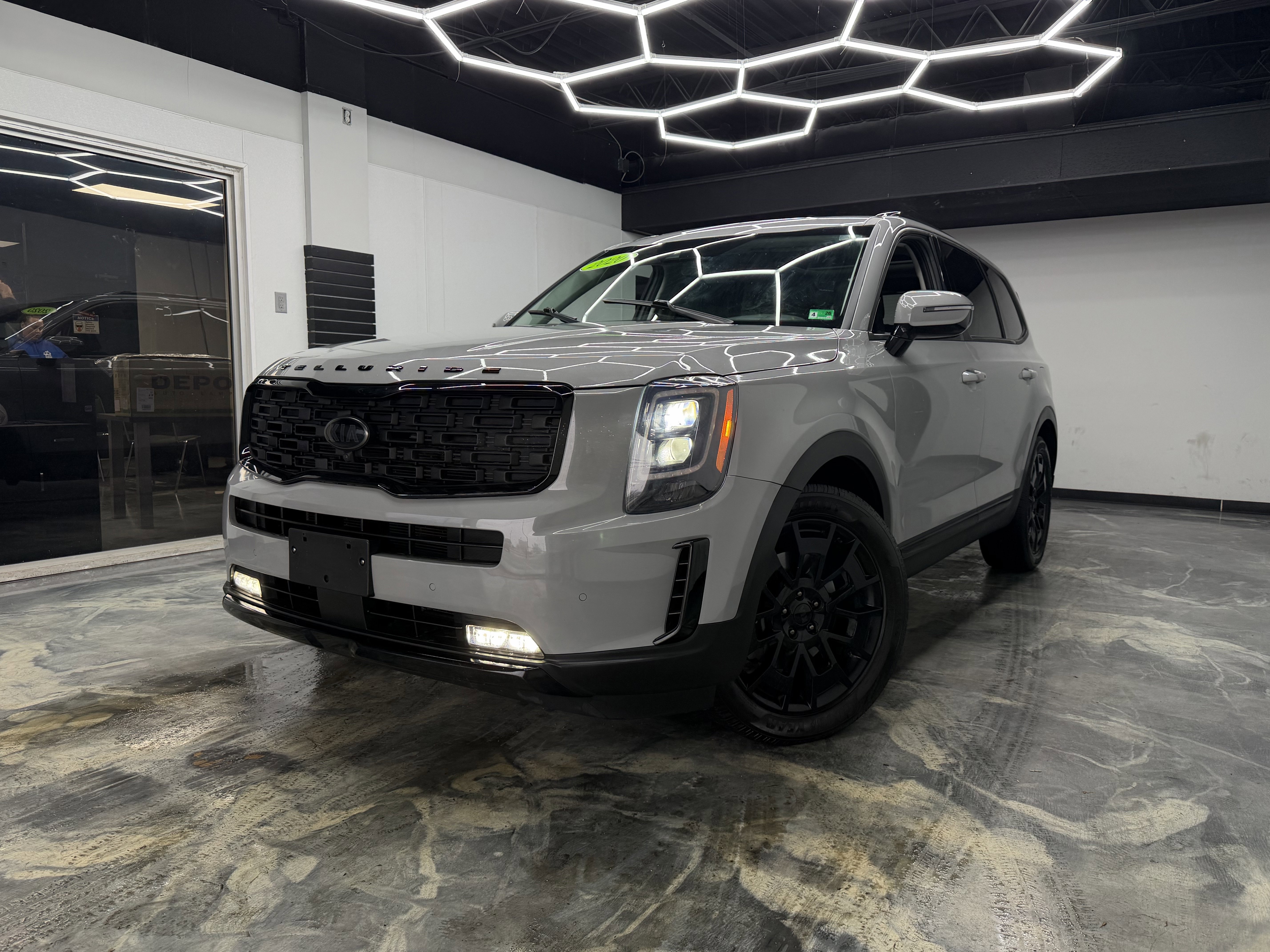 Used 2021 Kia Telluride SX w/ SX Prestige Package