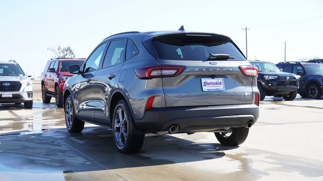 Used 2025 Ford Escape ST-Line AWD/4WD image 7