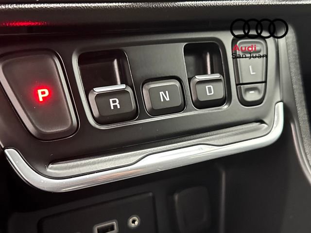 Used 2021 GMC Terrain SLE w/ Driver Convenience Package image 39