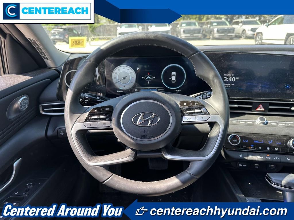 Used 2023 Hyundai Elantra SEL w/ Convenience Package FWD image 11