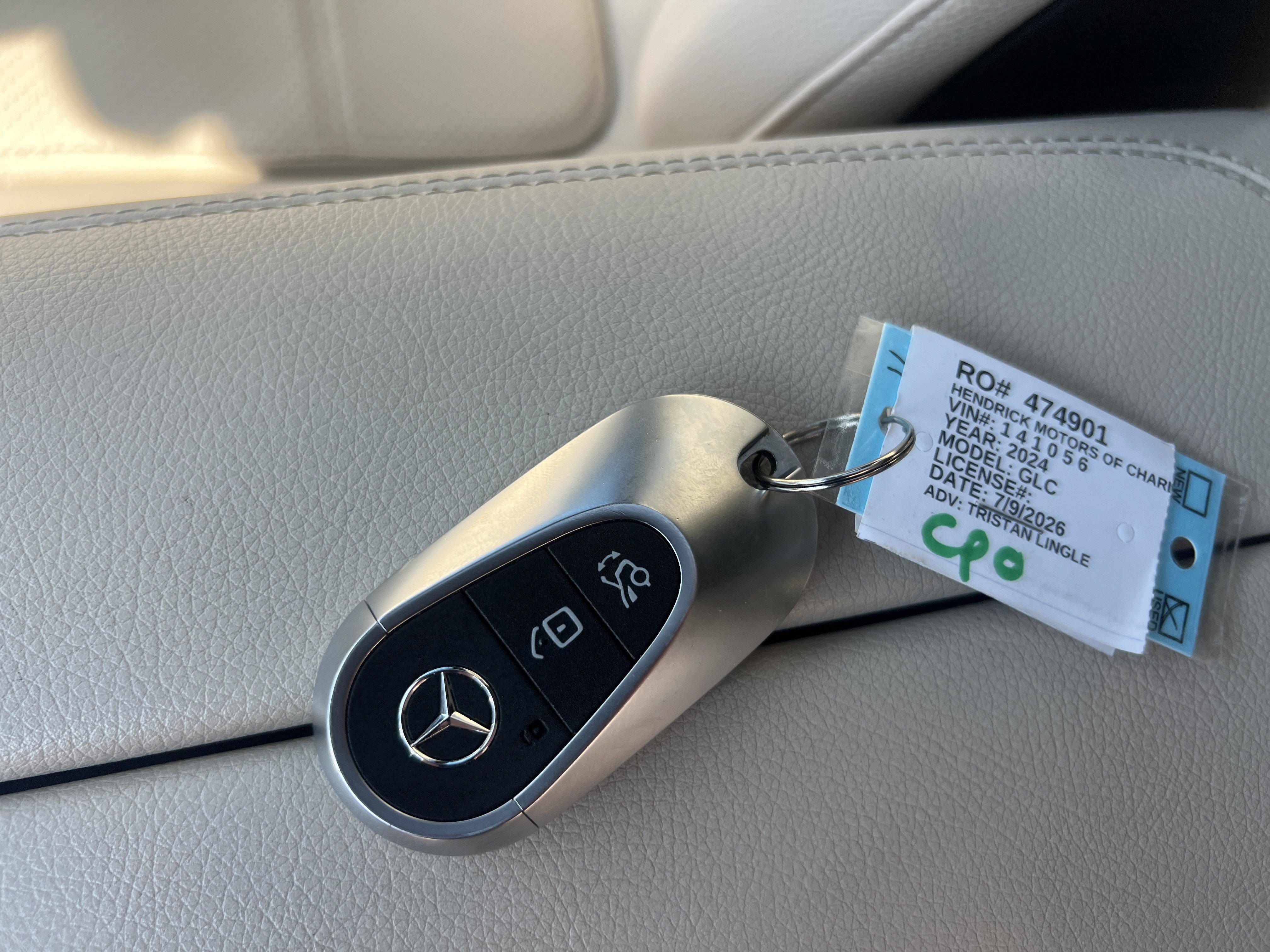 Used 2024 Mercedes-Benz GLC 300 4MATIC image 38