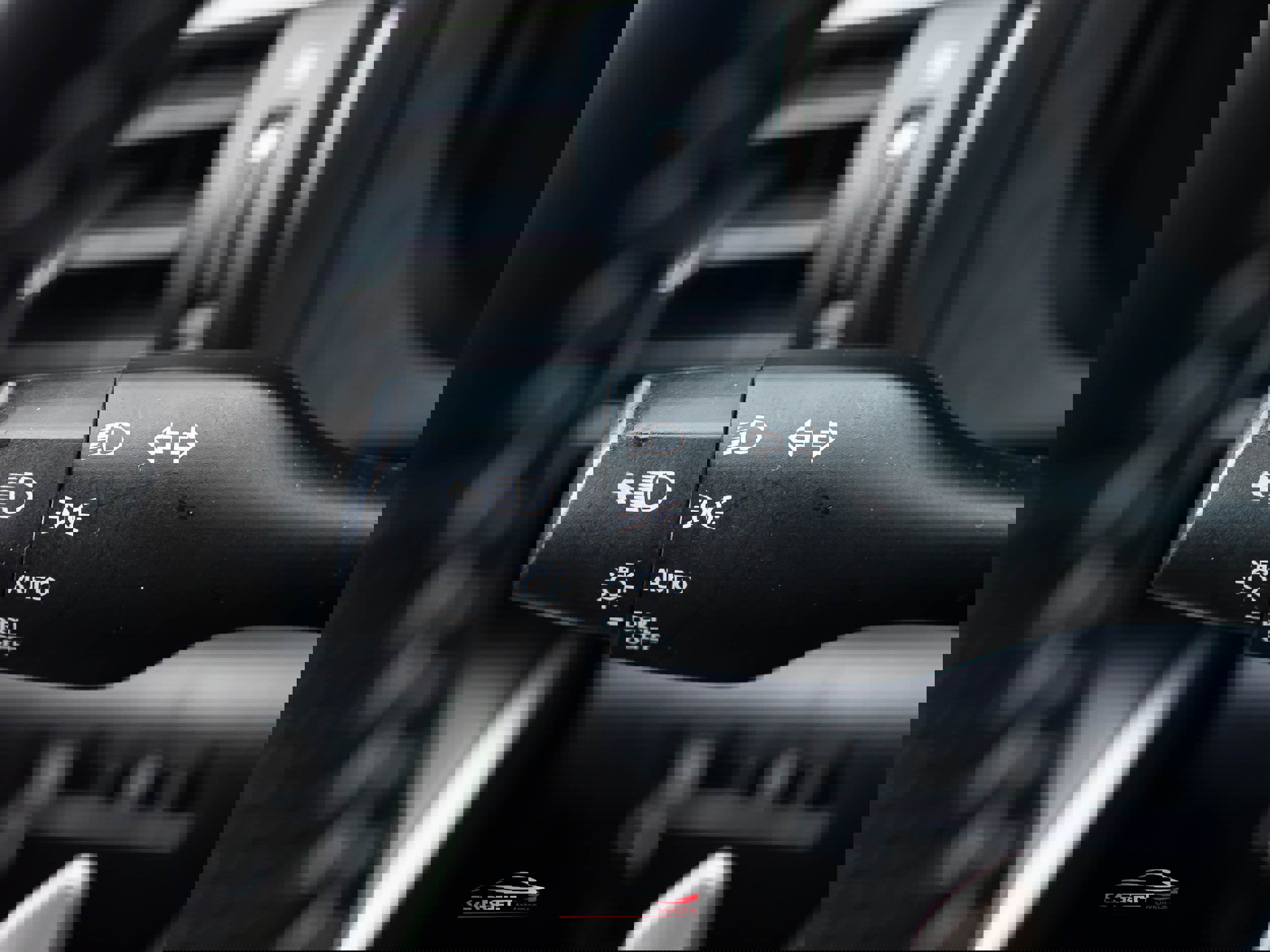 Used 2019 Lexus IS 300 F Sport w/ F Sport Package image 28