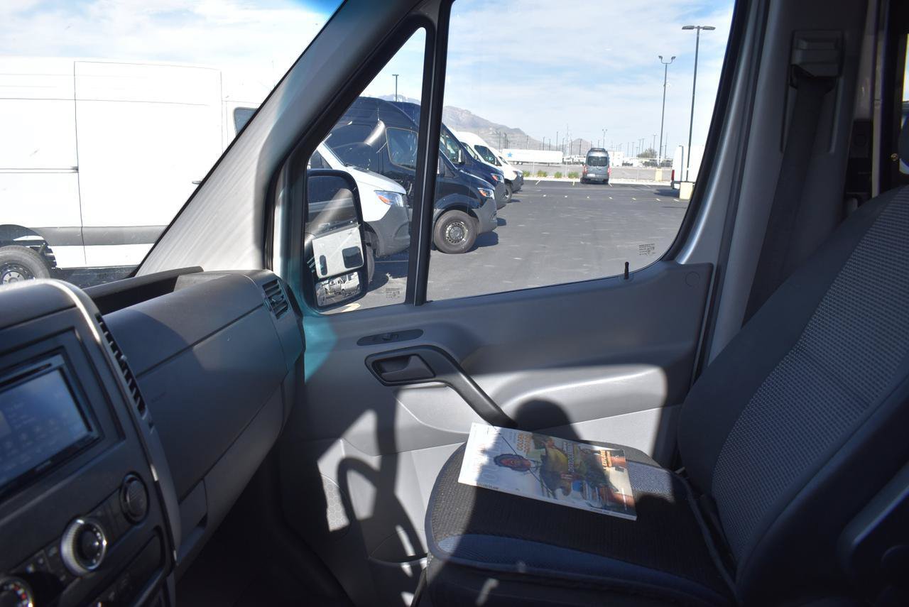 Used 2013 Mercedes-Benz Sprinter 2500 image 17