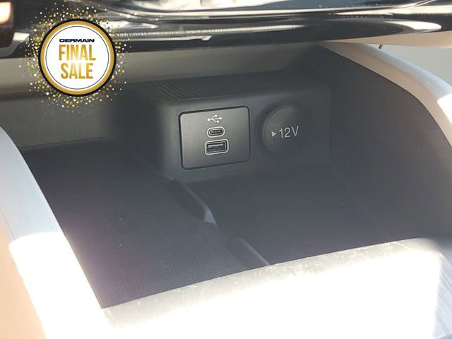 Used 2024 Ford Escape Platinum w/ Premium Technology Package image 28