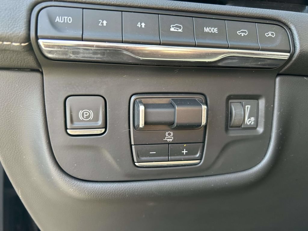 Certified 2023 Cadillac Escalade Sport w/ Touring Package AWD/4WD image 23