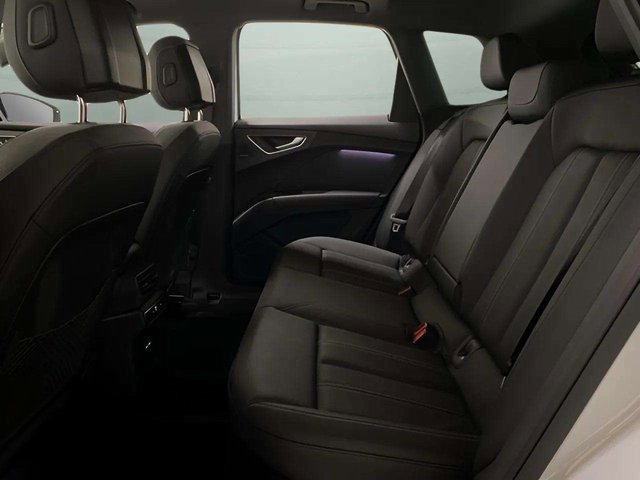 Used 2024 Audi Q4 e-tron Prestige image 74