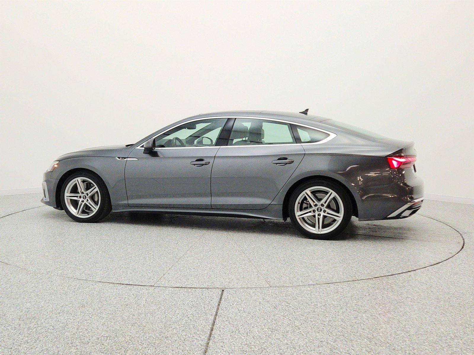Used 2022 Audi A5 2.0T Premium w/ Convenience Package AWD/4WD image 8