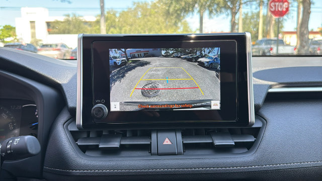 Used 2025 Toyota RAV4 XLE w/ Convenience Package AWD/4WD image 25
