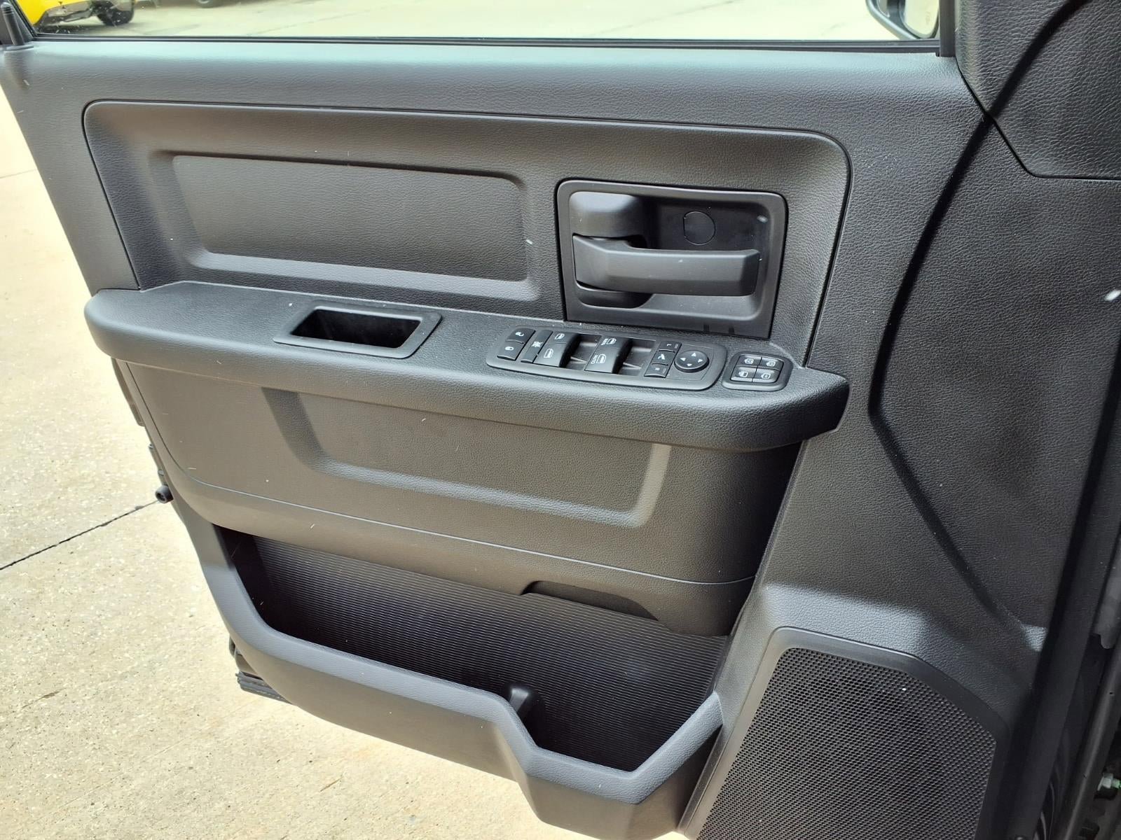 Used 2024 RAM 2500 Tradesman w/ Convenience Group AWD/4WD image 19