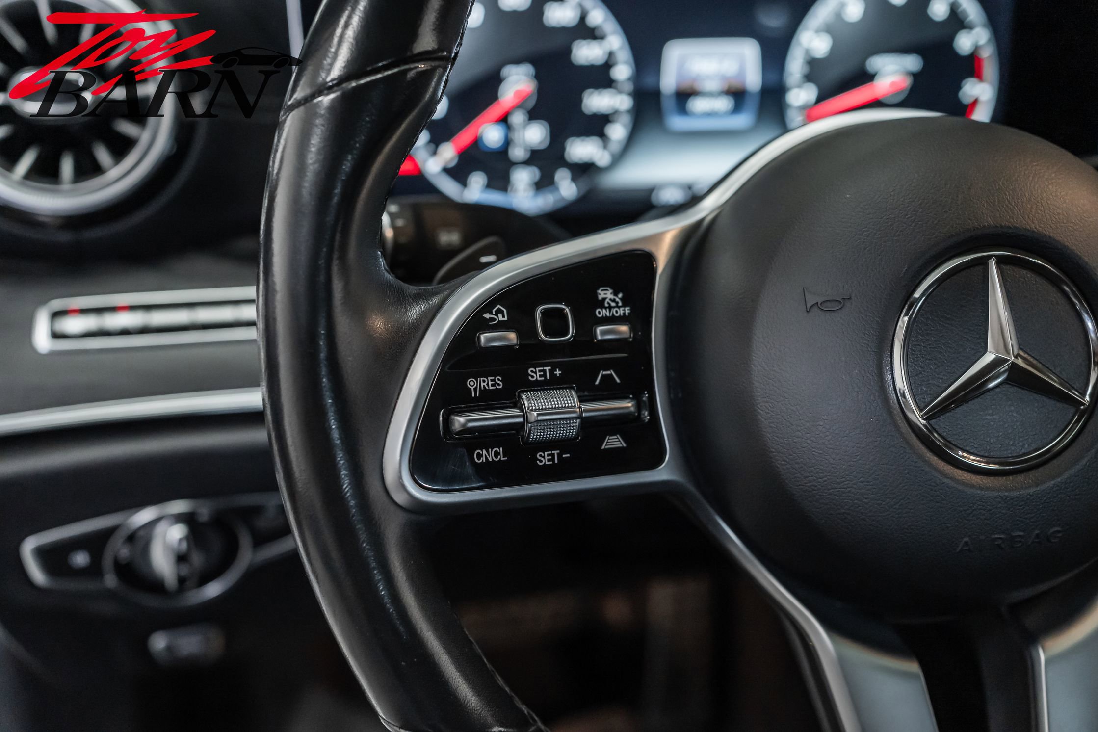 Used 2020 Mercedes-Benz E 450 4MATIC Coupe image 32