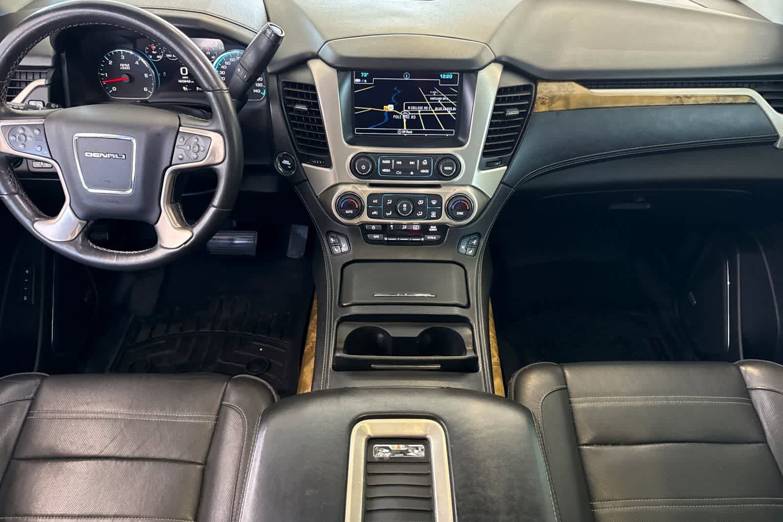 Used 2017 GMC Yukon XL Denali w/ Open Road Package AWD/4WD image 3