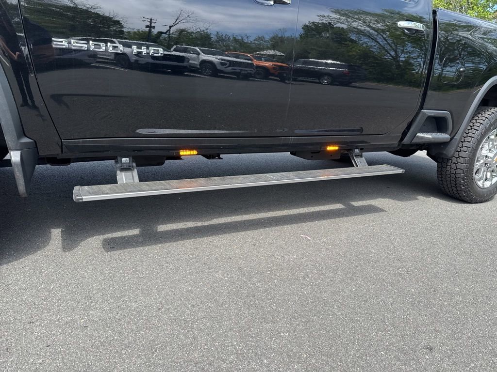 Used 2024 Chevrolet Silverado 3500 LTZ AWD/4WD image 57