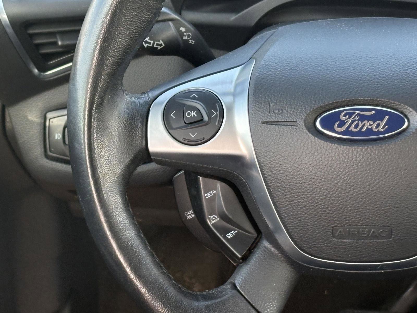 Used 2013 Ford C-MAX SEL FWD image 8