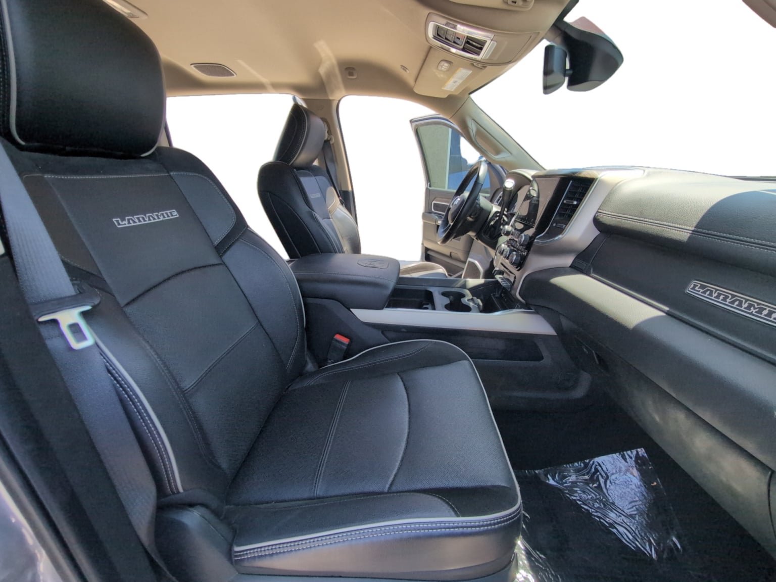Used 2019 RAM 2500 Laramie AWD/4WD image 17