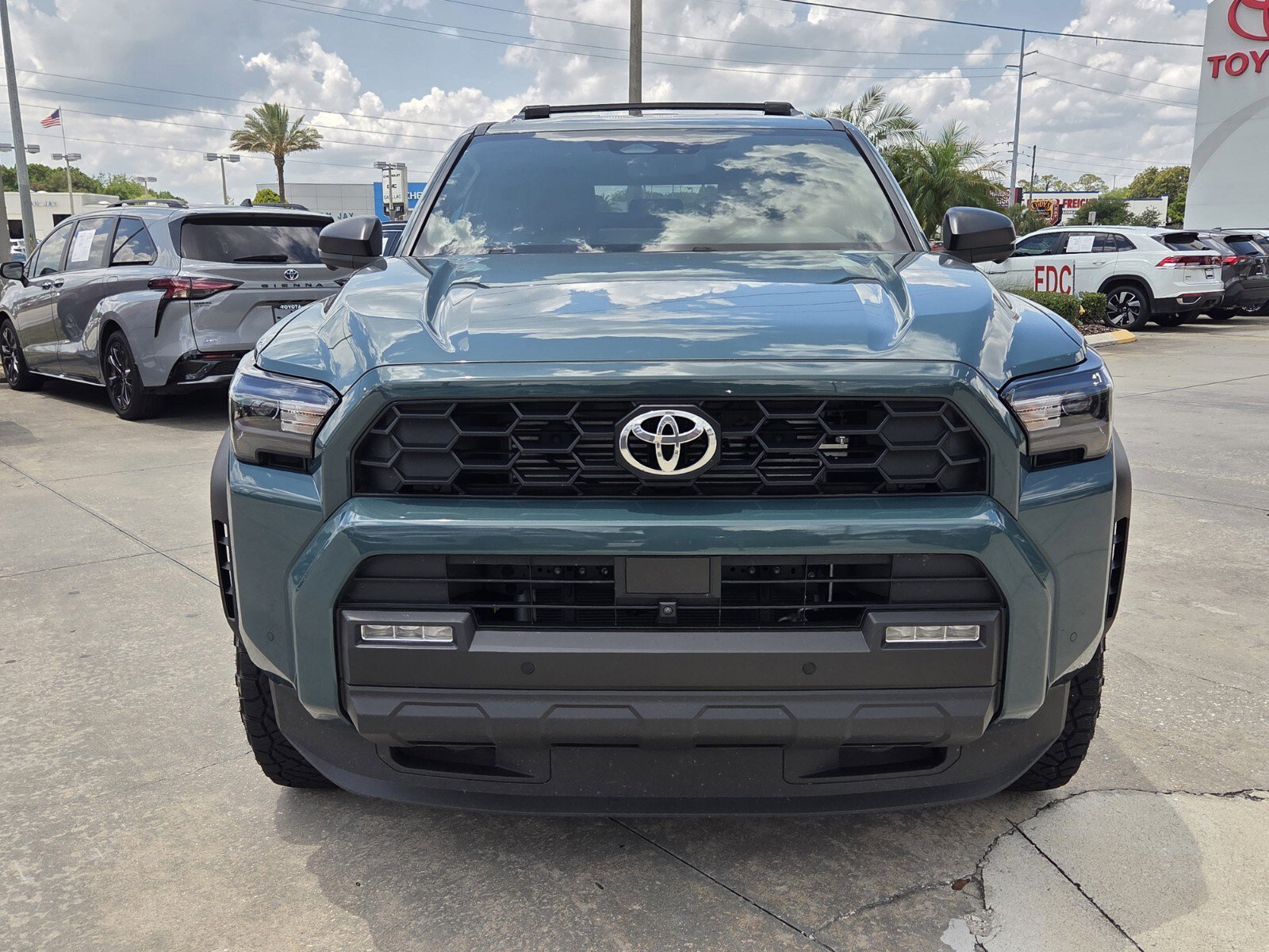 Certified 2025 Toyota 4Runner TRD Off-Road Premium AWD/4WD image 2