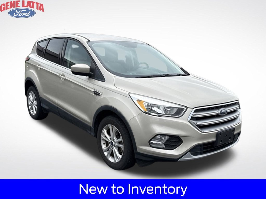 Used 2017 Ford Escape SE