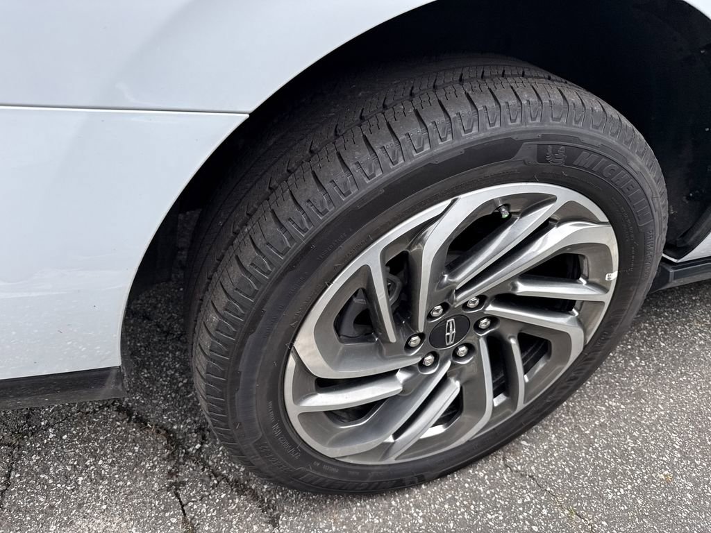 Used 2025 Lincoln Navigator L Reserve AWD/4WD image 20
