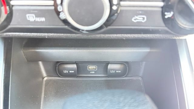 Used 2023 Kia Soul LX w/ Option Group 015 FWD image 18