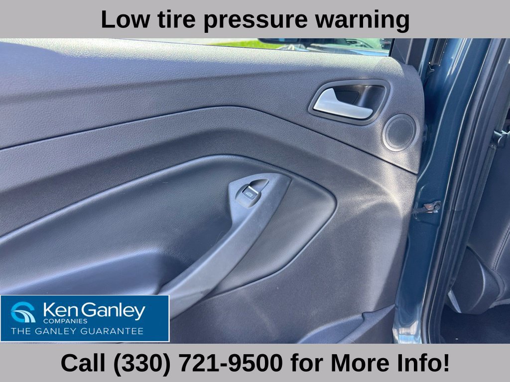 Used 2019 Ford Escape Titanium AWD/4WD image 44
