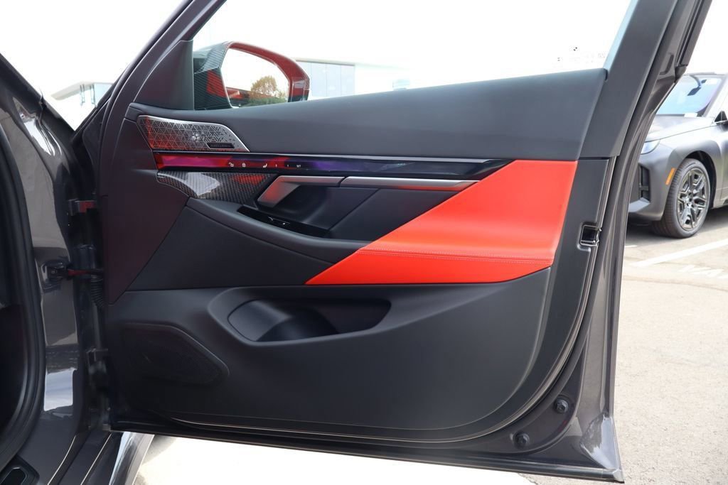 New 2026 BMW M5 w/ Carbon Package AWD/4WD image 9