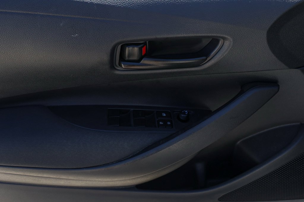 Used 2025 Toyota Corolla LE FWD image 25
