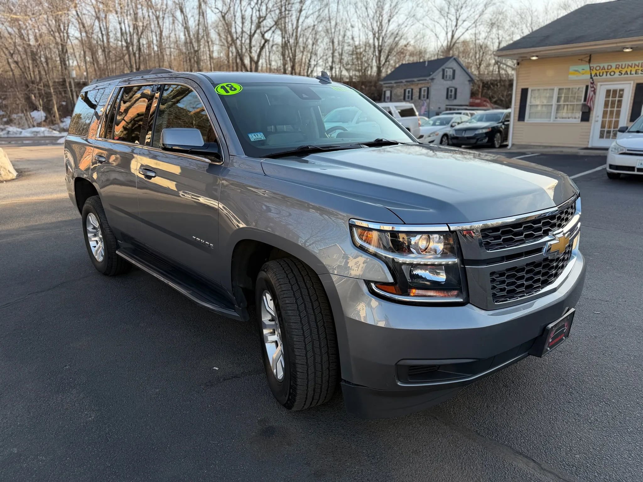 Used 2018 Chevrolet Tahoe LT image 3