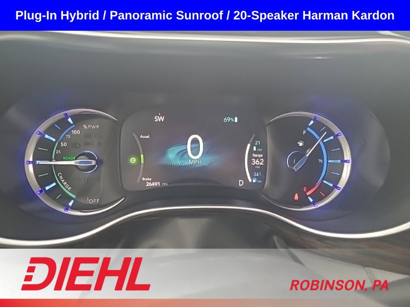 Used 2022 Chrysler Pacifica Pinnacle FWD image 17