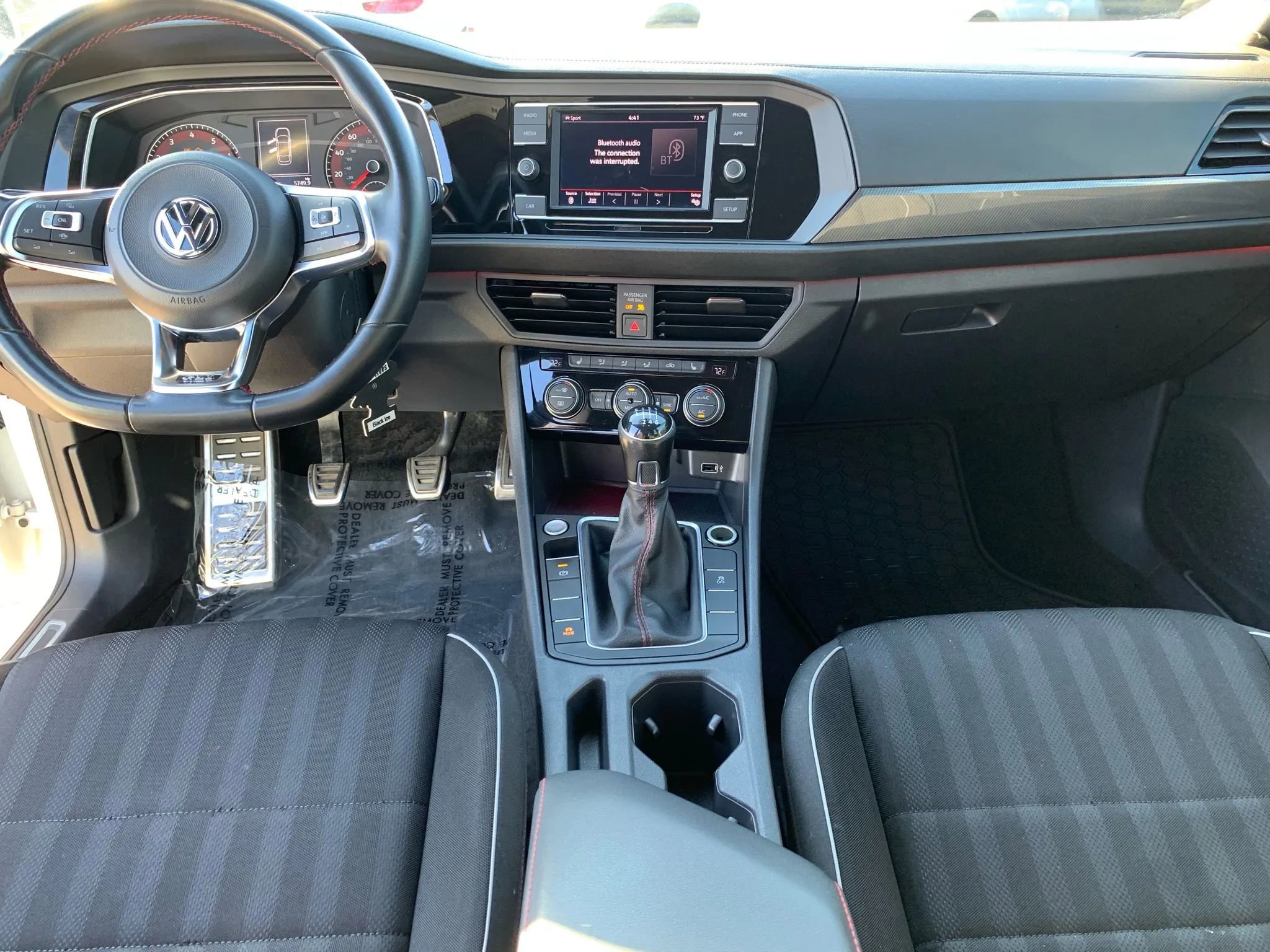 Used 2019 Volkswagen Jetta GLI FWD image 11