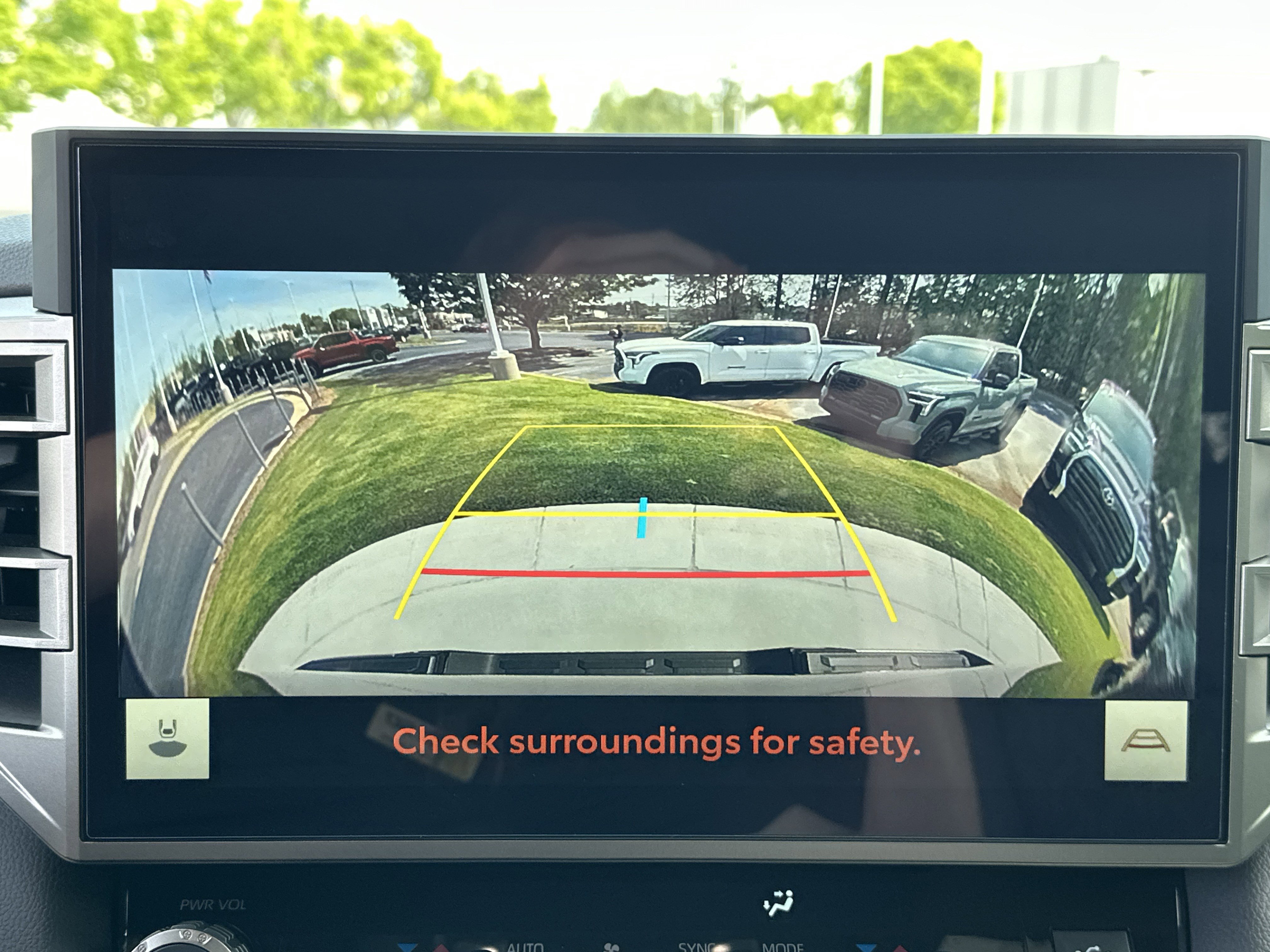 Certified 2025 Toyota Tundra Limited AWD/4WD image 25