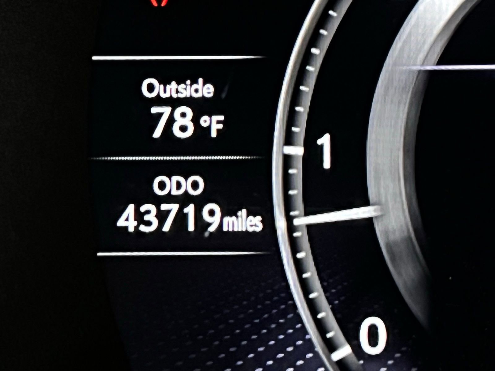 Used 2024 Lexus LX 600 4WD w/ Luxury Package image 11