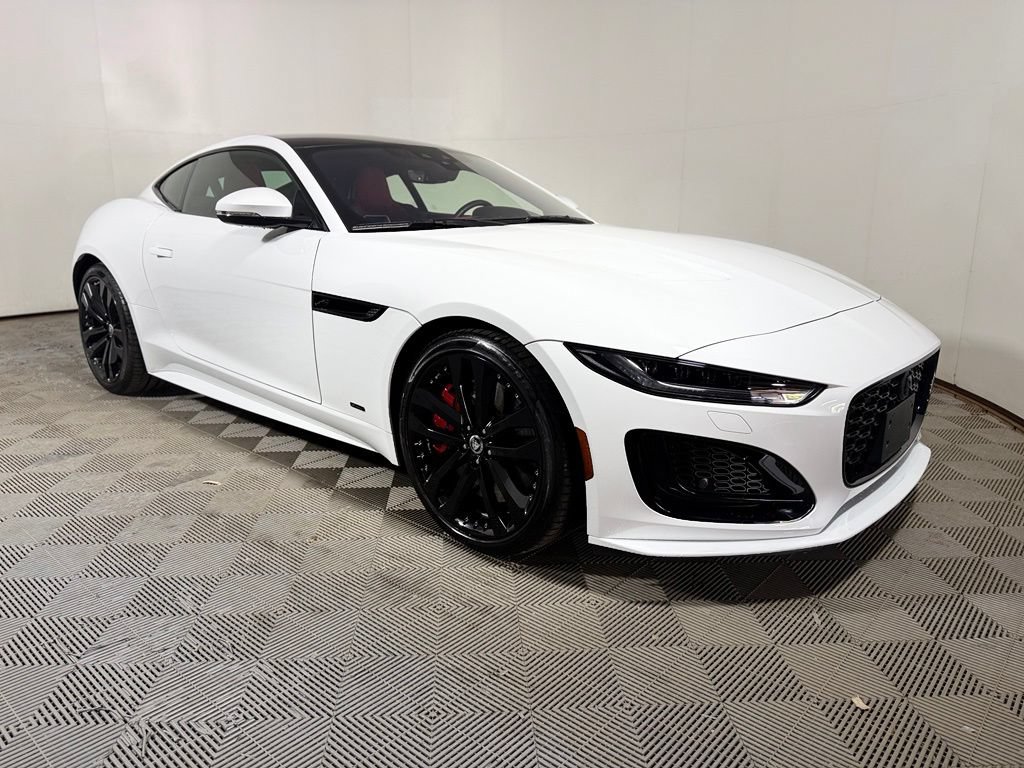 Used 2024 Jaguar F-TYPE Coupe AWD image 9