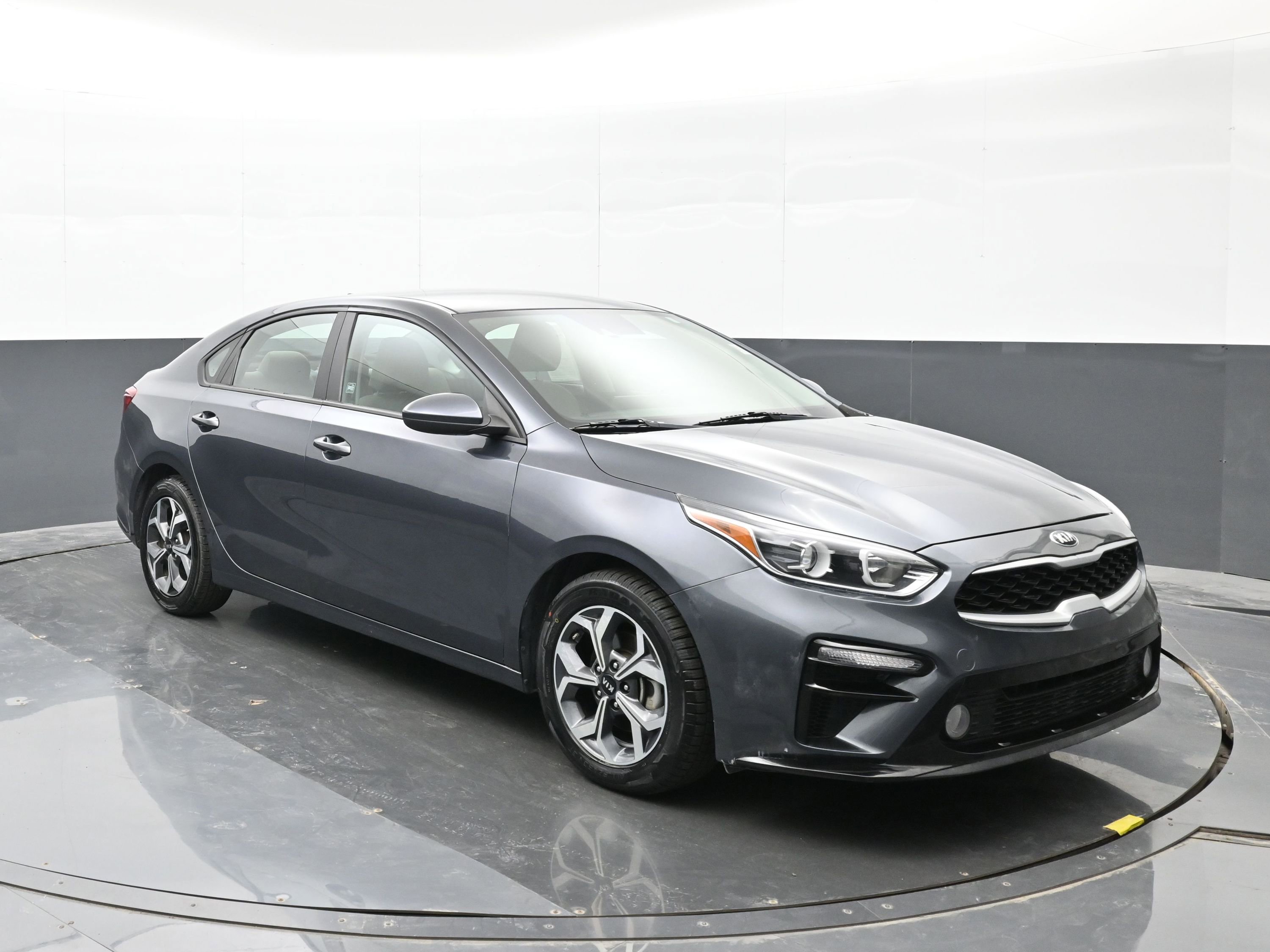 Used 2020 Kia Forte LXS FWD image 6