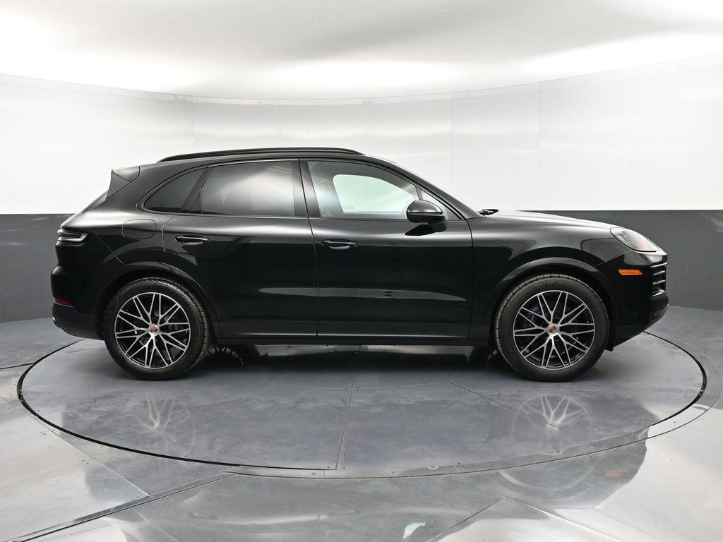 New 2026 Porsche Cayenne image 9