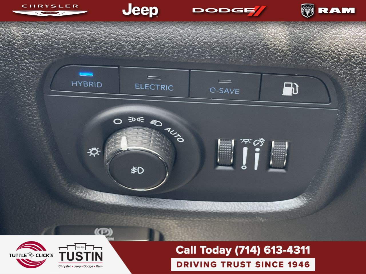 Used 2023 Jeep Grand Cherokee 4WD 4xe image 25