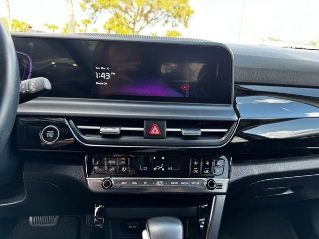 Used 2025 Kia Seltos S FWD image 27