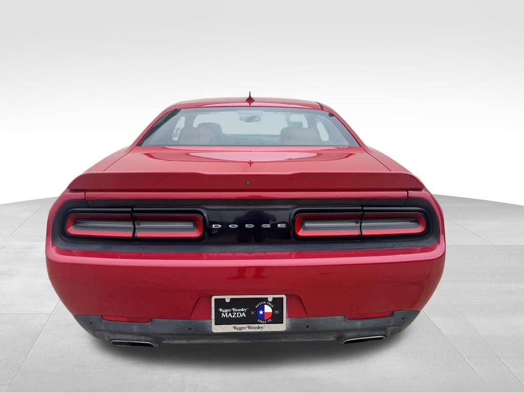 Used 2016 Dodge Challenger SXT Plus RWD image 6