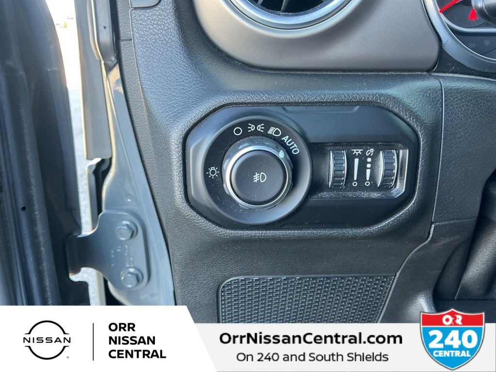 Used 2018 Jeep Wrangler Unlimited Rubicon image 18