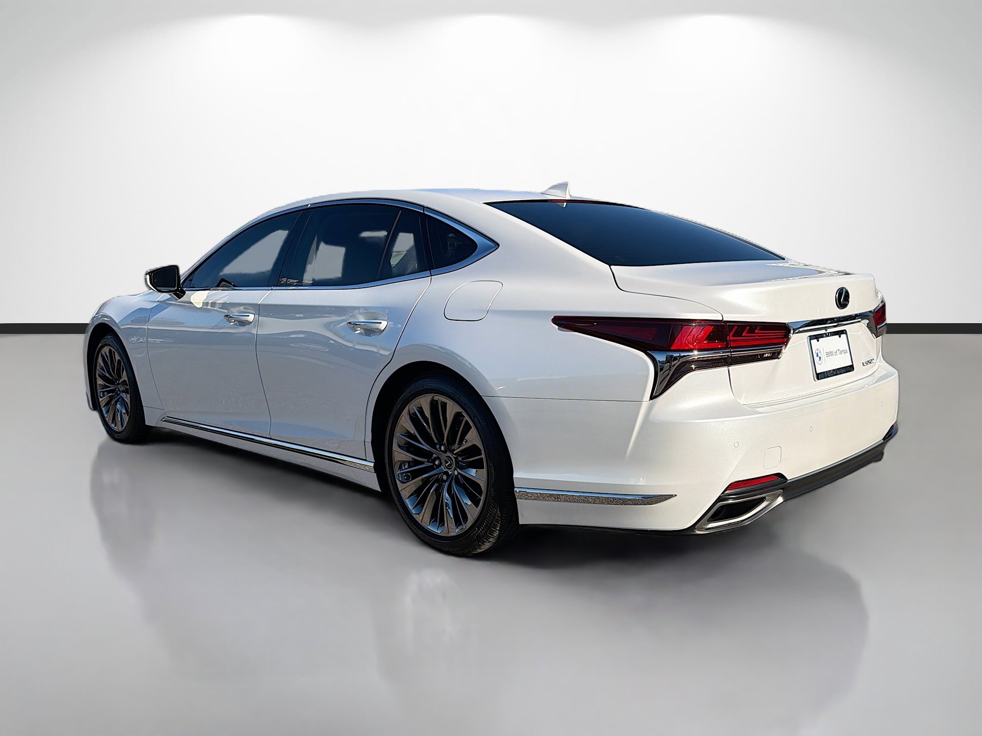 Used 2020 Lexus LS 500 w/ Interior Upgrade Package image 5
