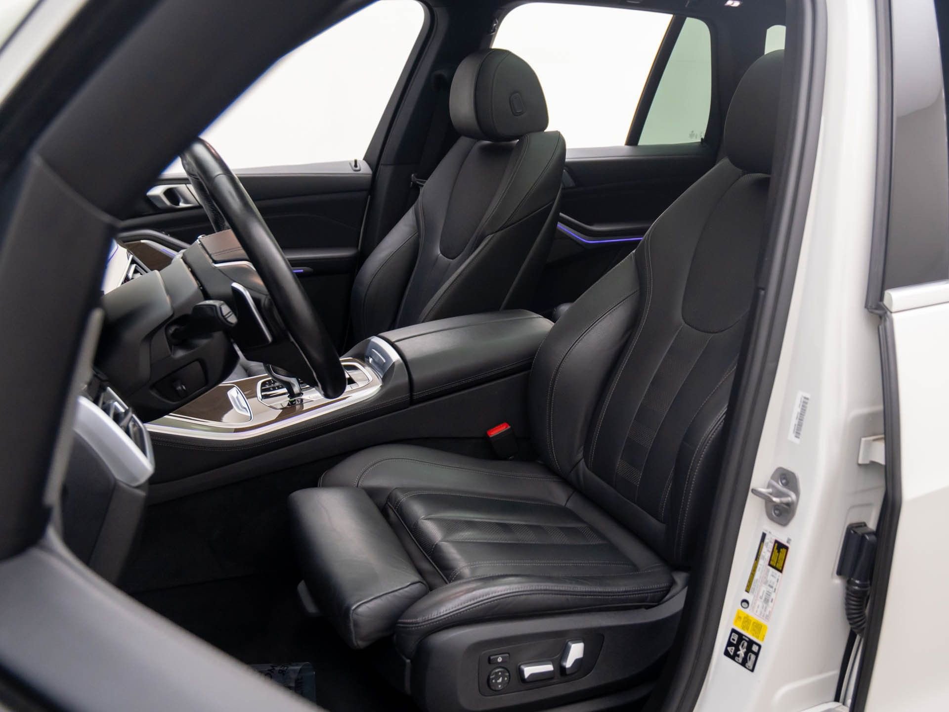 Used 2021 BMW X5 xDrive40i w/ Premium Package image 17