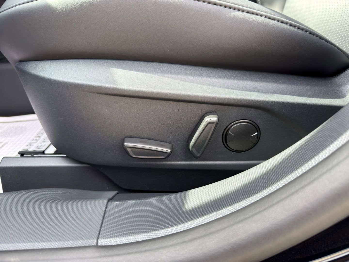 New 2026 Ford Mustang Mach-E Premium image 20