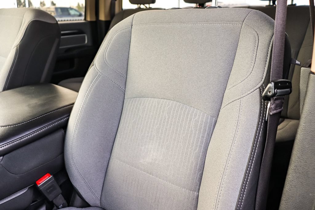Used 2019 RAM 2500 Big Horn RWD image 28