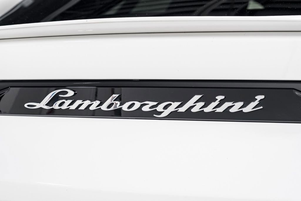 Used 2022 Lamborghini Urus image 56