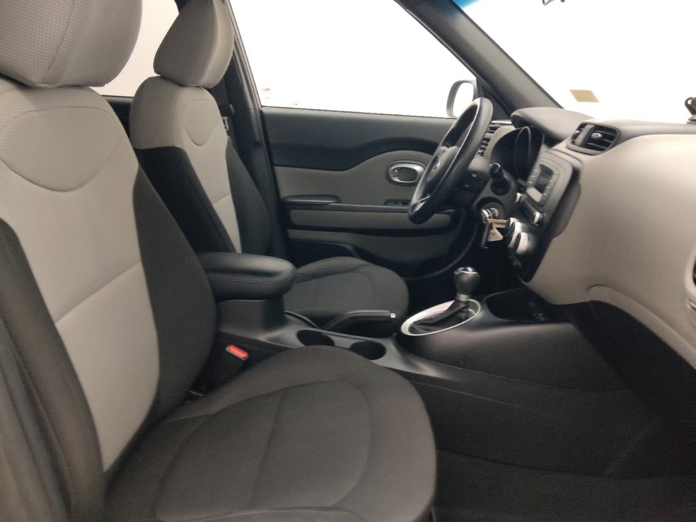 Used 2015 Kia Soul FWD image 21
